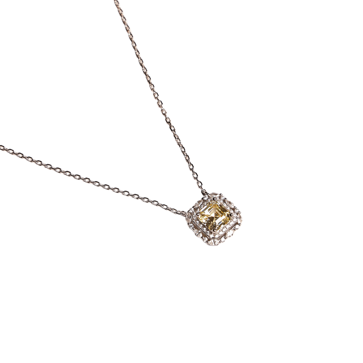 Collana con pendente doppia ghiera goccia